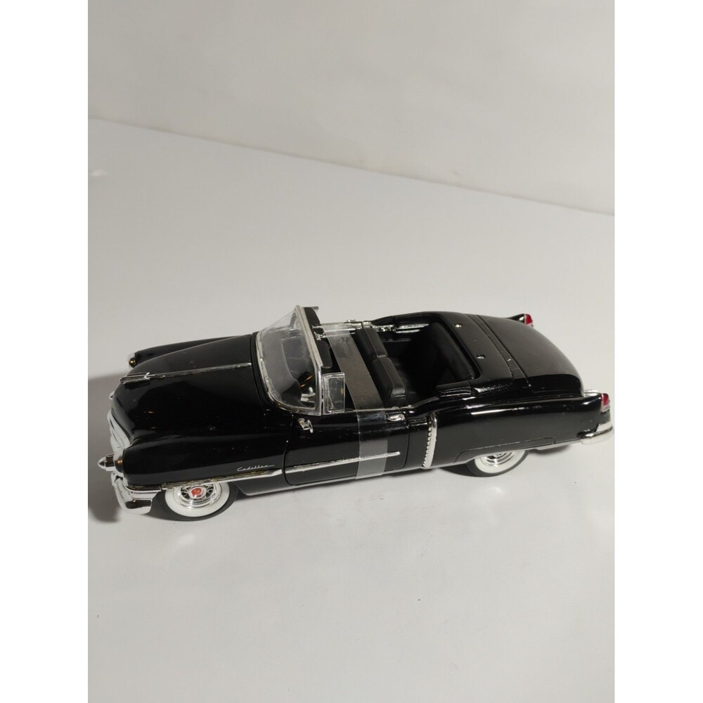 WELLY 1953 CADILLAC ELDORADO CONVERTIBLE GLOSS BLACK TOP DOWN 4.75"